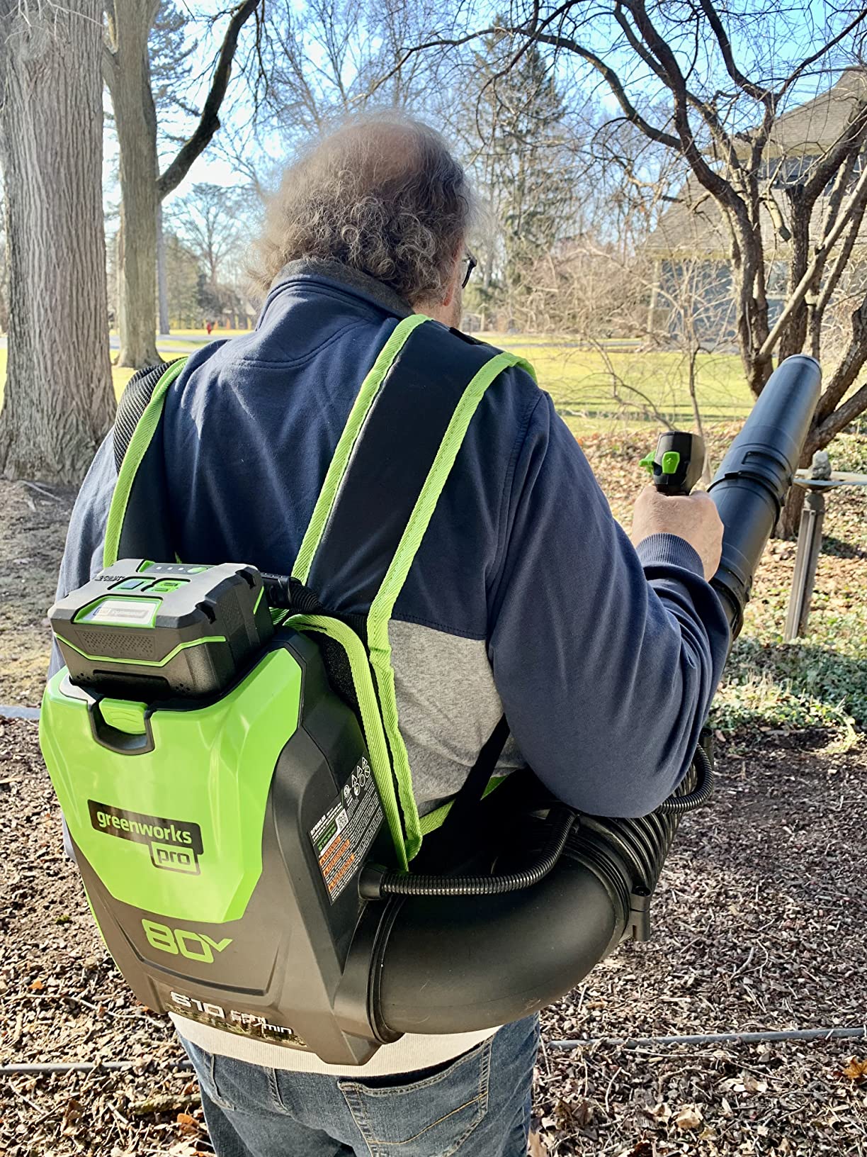 Greenworks 80V (750 CFM / 180 MPH) Brushless Backpack Leaf Blower, Variable Speed for Large Properties, Dislodge Gravel from driveways or Packed Snow from walkways, Includes 4.0Ah Battery and Charger - Customer Photo 2