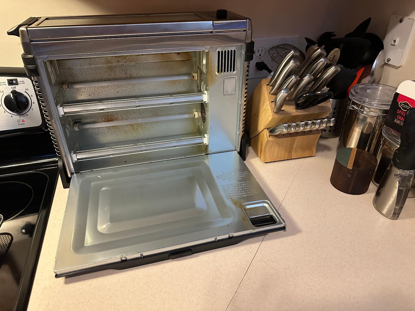 Ninja Toaster Oven & Air Fryer, 8-in-1 Functionality, Large Capacity, Air Fry Basket, Sheet Pan, Wire Rack & Removable Crumb Tray, Stainless,1800 watts, SP151 - Customer Photo 1