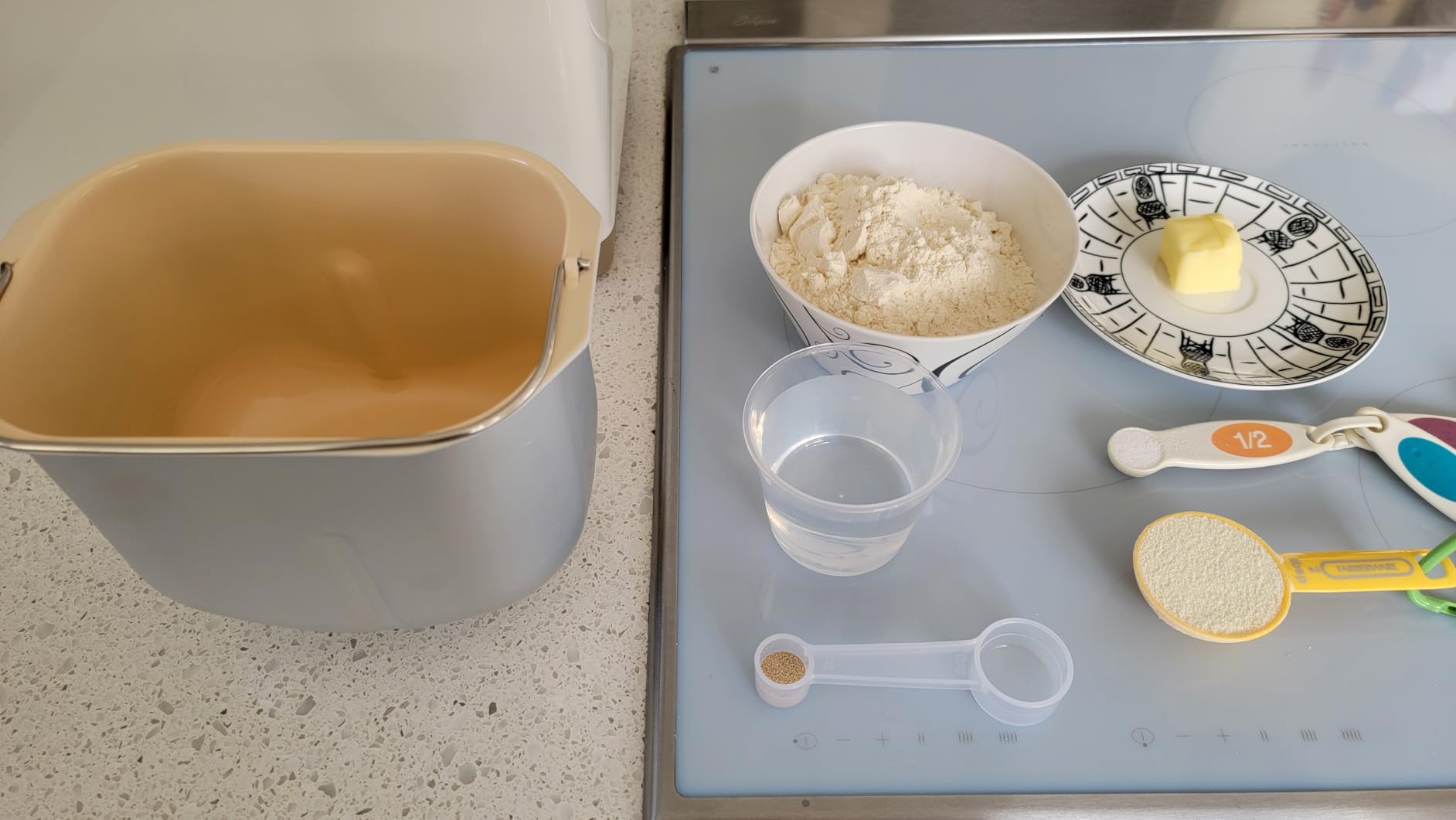 KBS 20-IN-1 Bread Maker with Custom Program, 650W Bread Machine with Nonstick Ceramic Pan&Stainless Steel Paddle, 2LB Bread Maker Machine Polish Bread,Gluten-Free, Touch Panel,15H Timer,3 Colors - Customer Photo 1