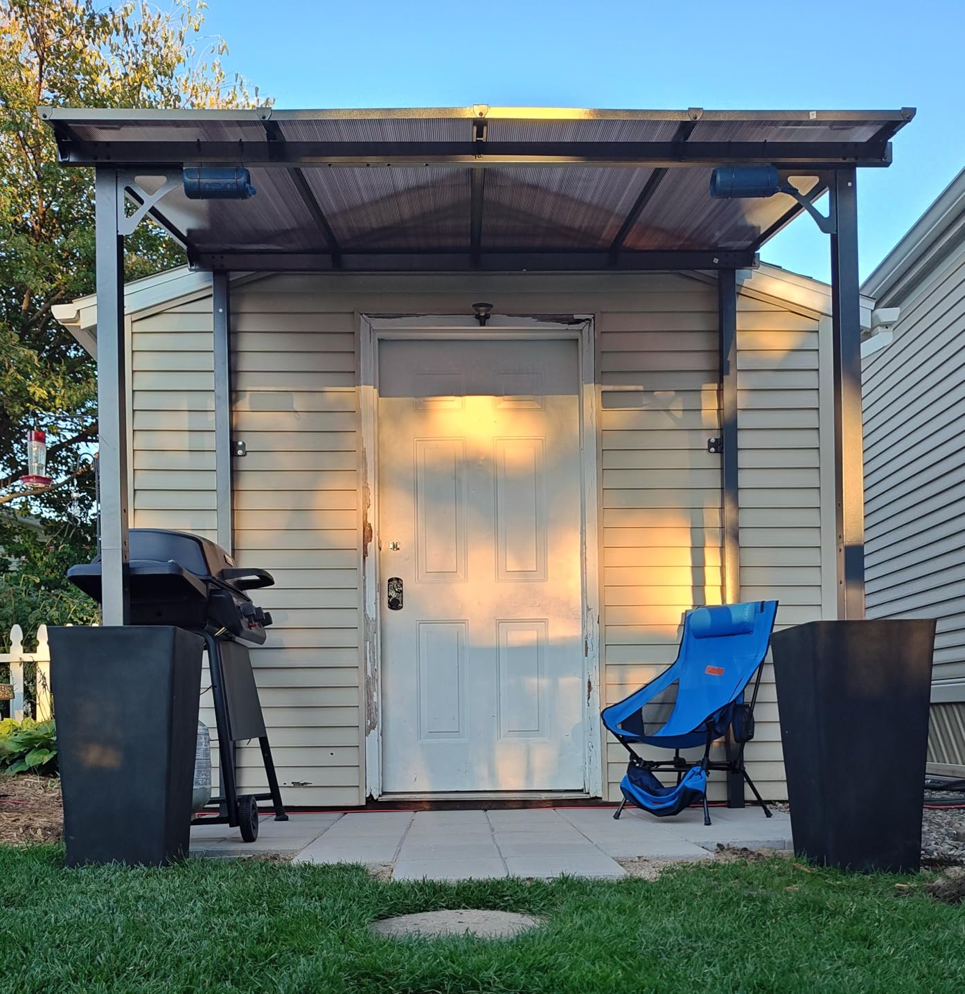 Aoxun 8âx 5â Premium Gazebo with Aluminum Top Frame & Polycarbonate Panel, Wall Mounted Gazebos Pergola, Outdoor Patio Lean to Gazebo, Awnings with Sloped Roof, for Backyard, Porch, Deck Customer Review Aoxun 8âx 5â Premium Gazebo with Aluminum Top Frame & Polycarbonate Panel, Wall Mounted Gazebos Pergola, Outdoor Patio Lean to Gazebo, Awnings with Sloped Roof, for Backyard, Porch, Deck - Customer Photo 1
