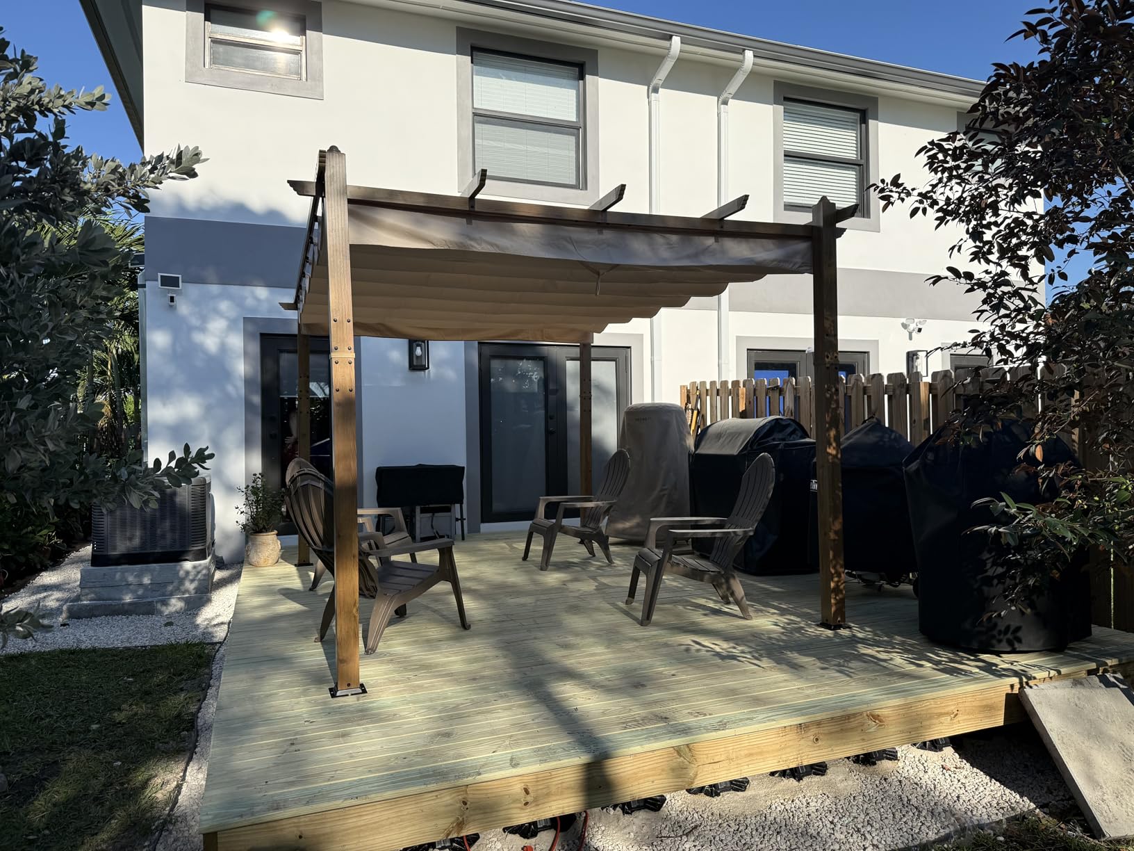 GarveeLife 10 x 13 ft Wood-Grain Aluminum Pergola Outdoor Pergola with Retractable Canopy Sun Shade Shelter for Garden Patio Backyard Deck - Beige Customer Review GarveeLife 10 x 13 ft Wood-Grain Aluminum Pergola Outdoor Pergola with Retractable Canopy Sun Shade Shelter for Garden Patio Backyard Deck - Beige - Customer Photo 2