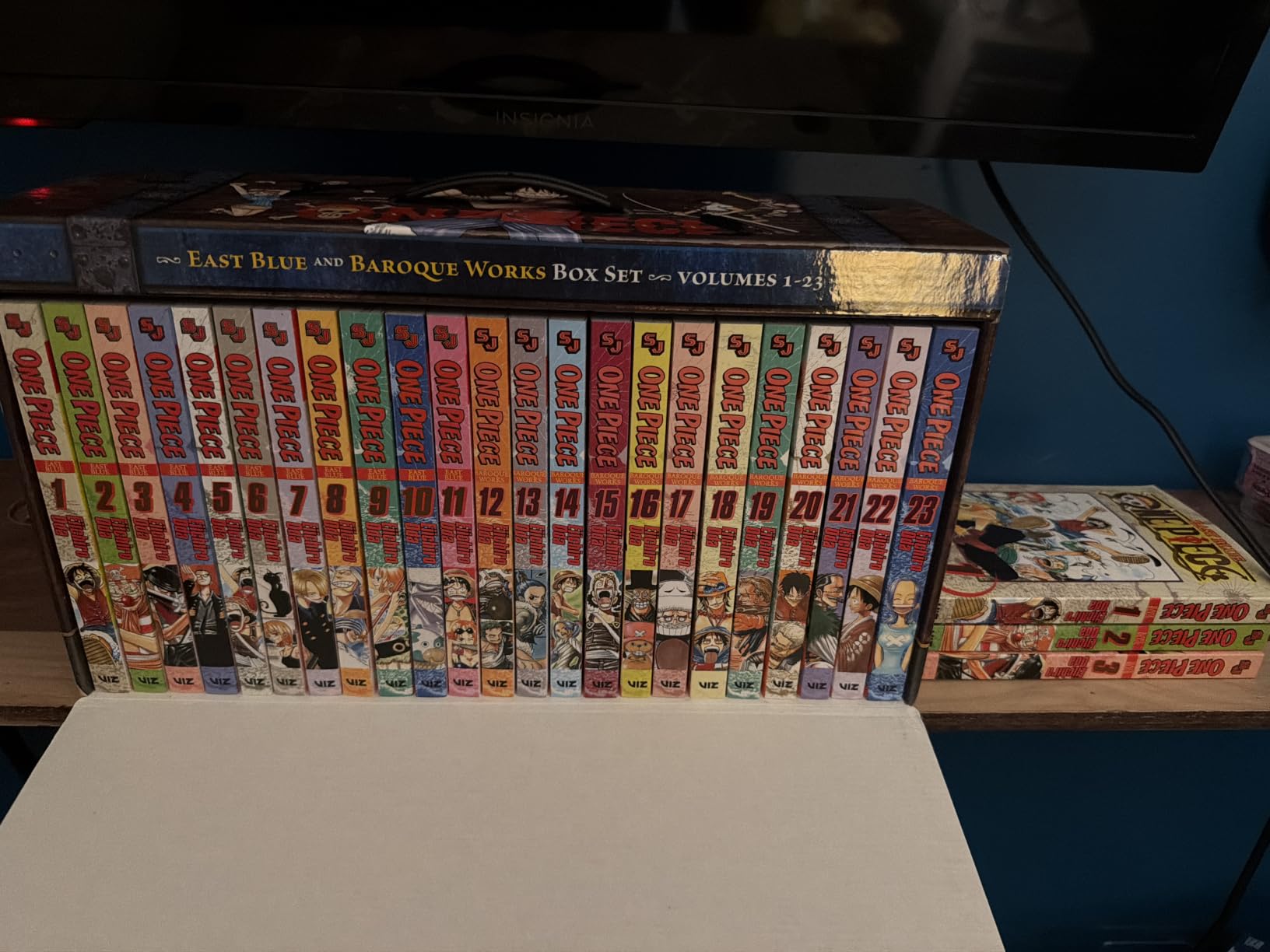 One Piece Box Set: East Blue and Baroque Works, Volumes 1-23 customer photo 1