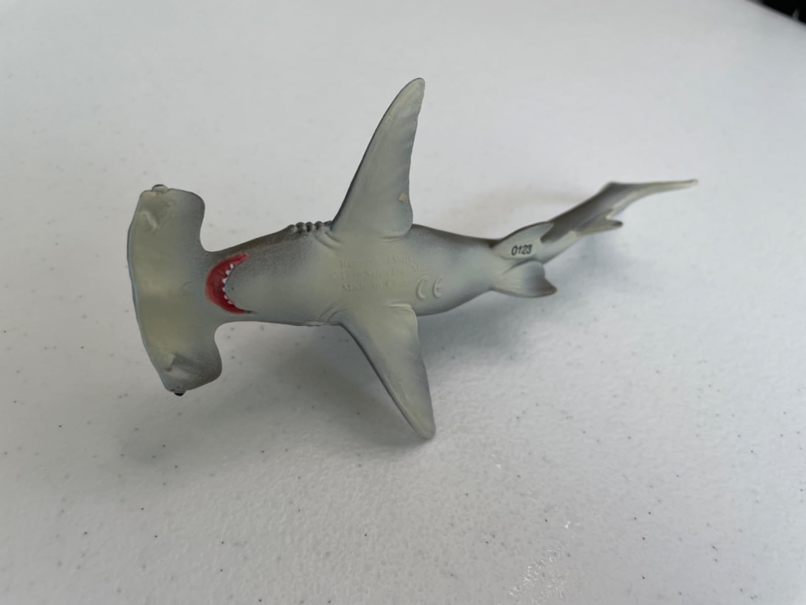 Safari Ltd. Hammerhead Shark Figurine - Detailed 6.5