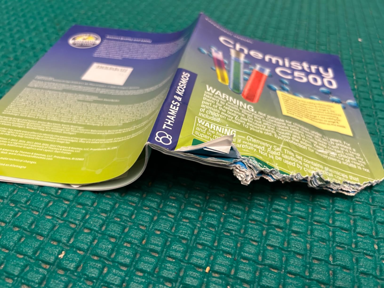 Thames & Kosmos Chemistry Chem C500 Science Kit with 28 Guided Experiments, 48 Page Science Guide, Parents' Choice Silver Award Winner customer photo 1