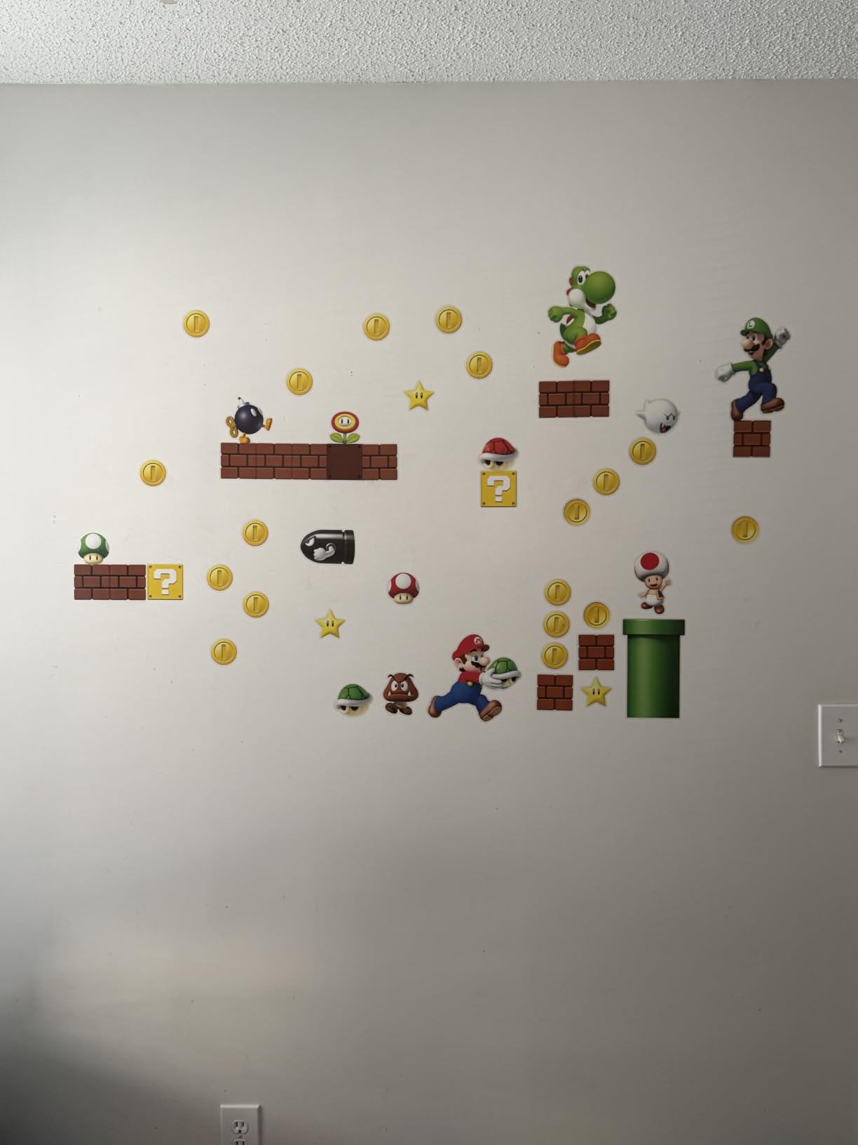 RoomMates RMK2351SCS Nintendo New Super Mario Bros Build a Scene Peel and Stick Wall Decals, Multicolored customer photo 2