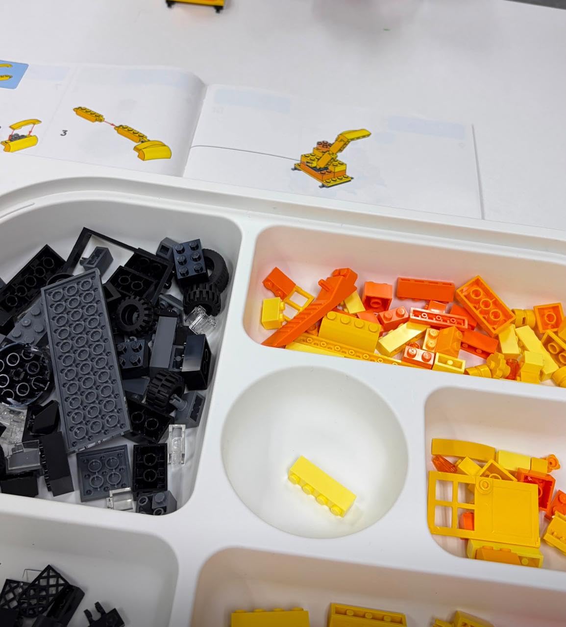 LEGO Classic Large Creative Brick Box 10698 Building Set customer photo 1