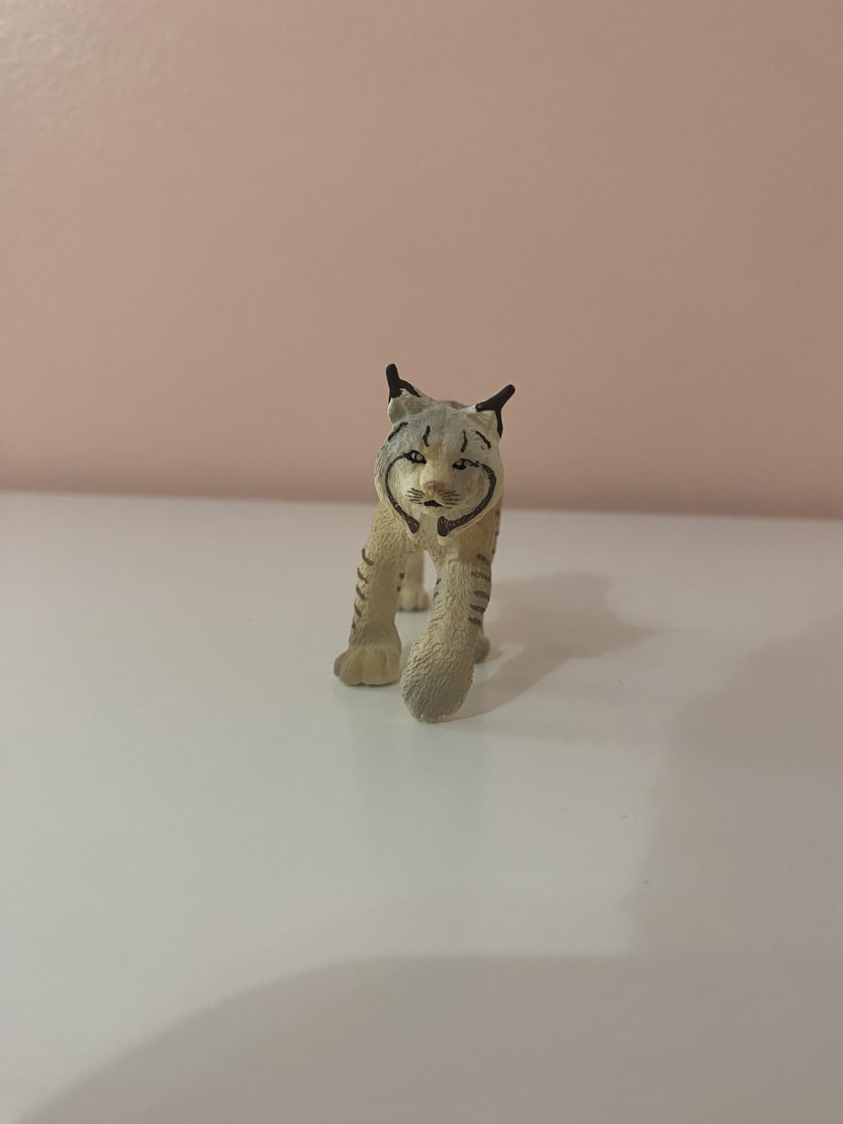 Safari Ltd. Lynx Figurine - Lifelike 3.5