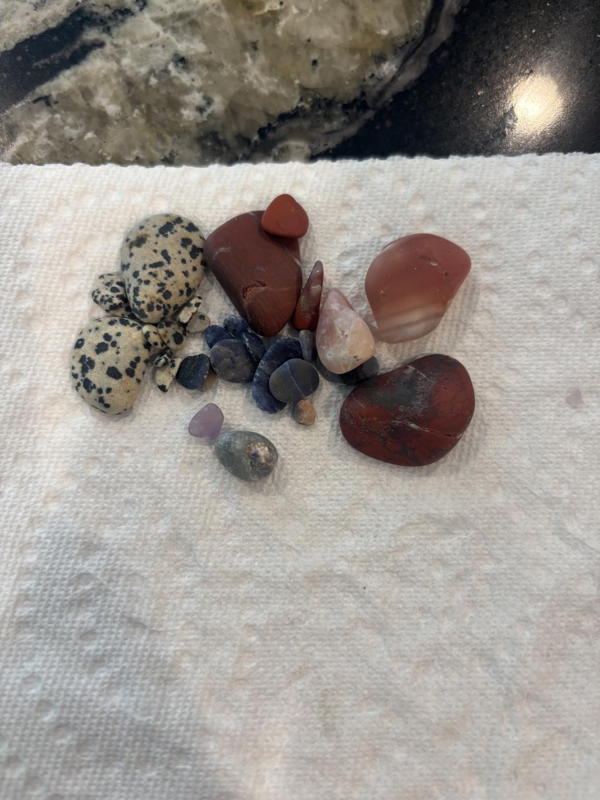 National Geographic Rock Tumbler Kit - Hobby Edition Includes Rough Gemstones, and 4 Polishing Grits, Great STEM Science Kit for Geology Enthusiasts, Rock Polisher for Kids and Adults customer photo 1