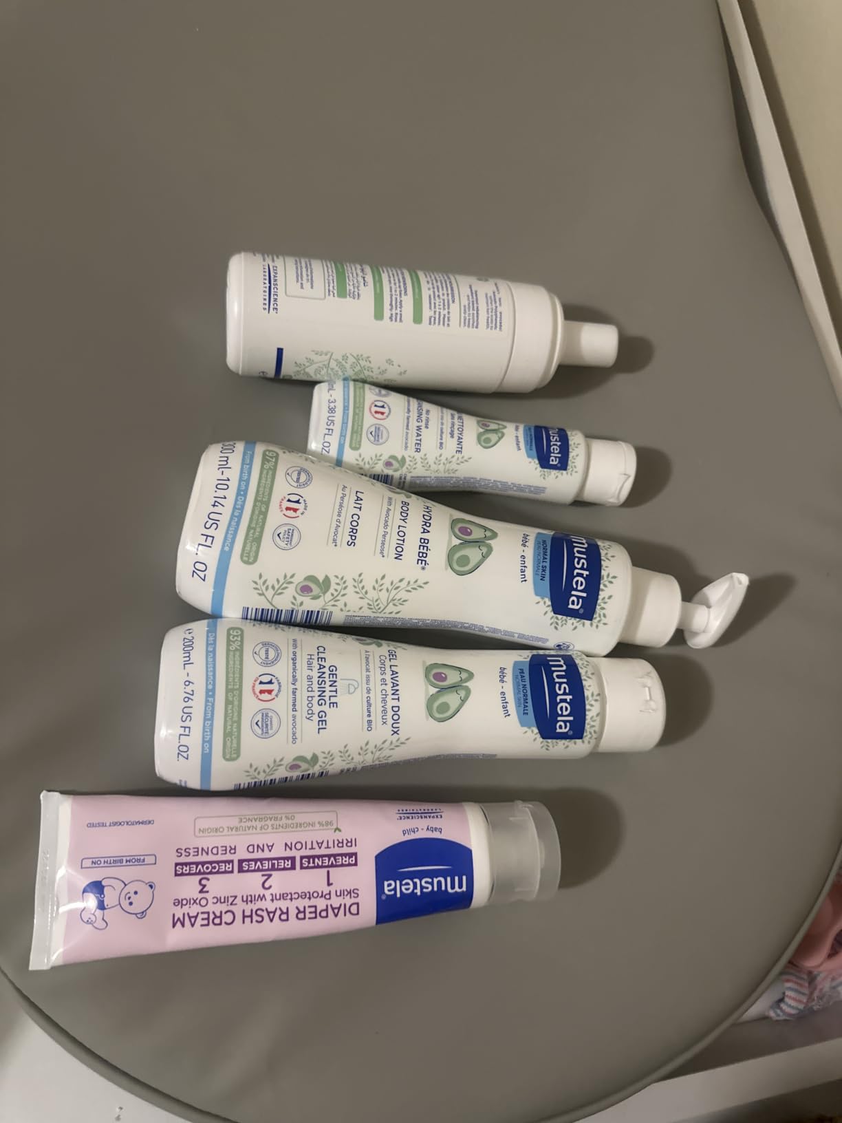 Mustela Newborn Arrival Gift Set - Baby Skincare and Bath Time Essentials - Natural and Plant Based - 5 Items Set customer photo 1