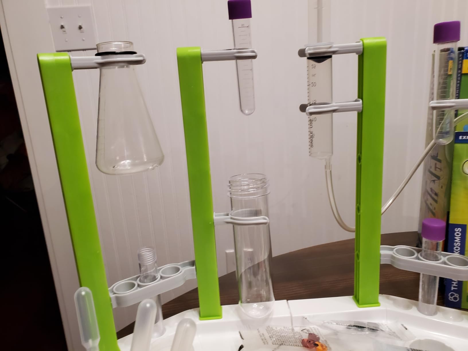 Ooze Labs Chemistry Station Science Experiment Kit, 20 Non-Hazardous Experiments Including Safe Slime, Chromatography, Acids, Bases & More, Multi-Color customer photo 1