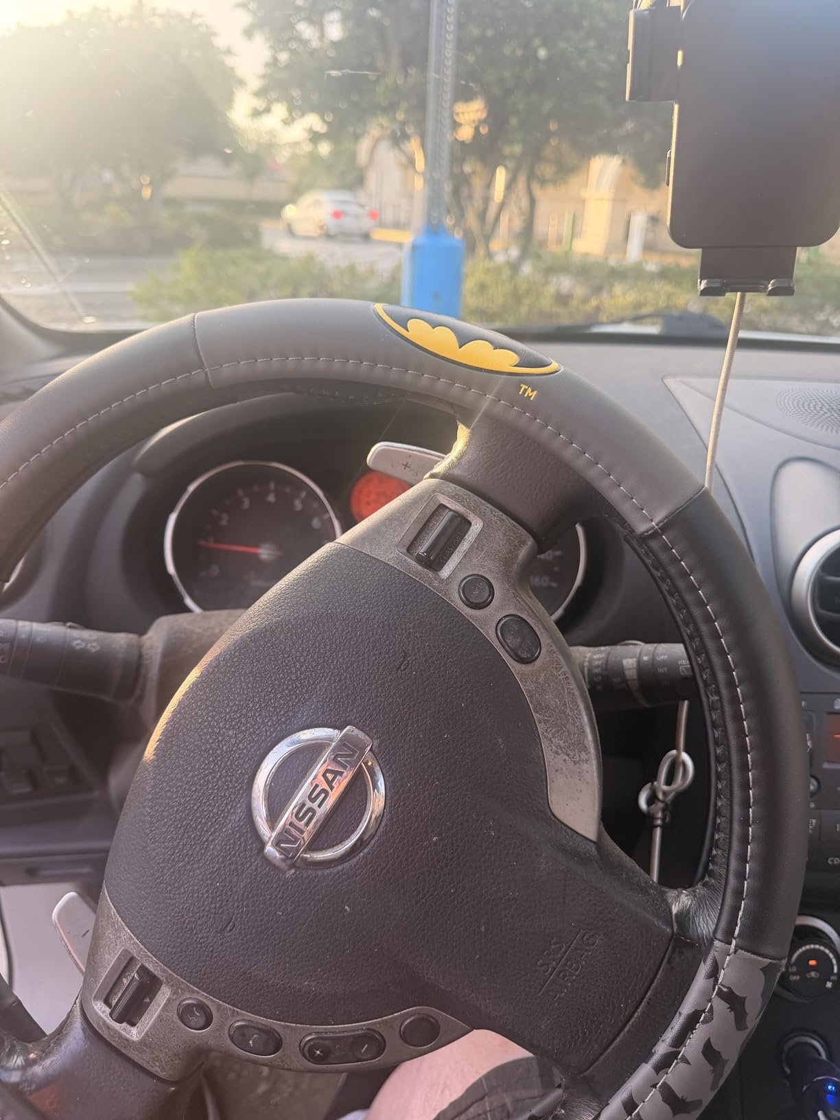 BDK Wonder Woman Steering Wheel Cover - Synthetic Leather - Stars & Gold Logo - Fits All Standard Size Wheel 15 Inch customer photo 1