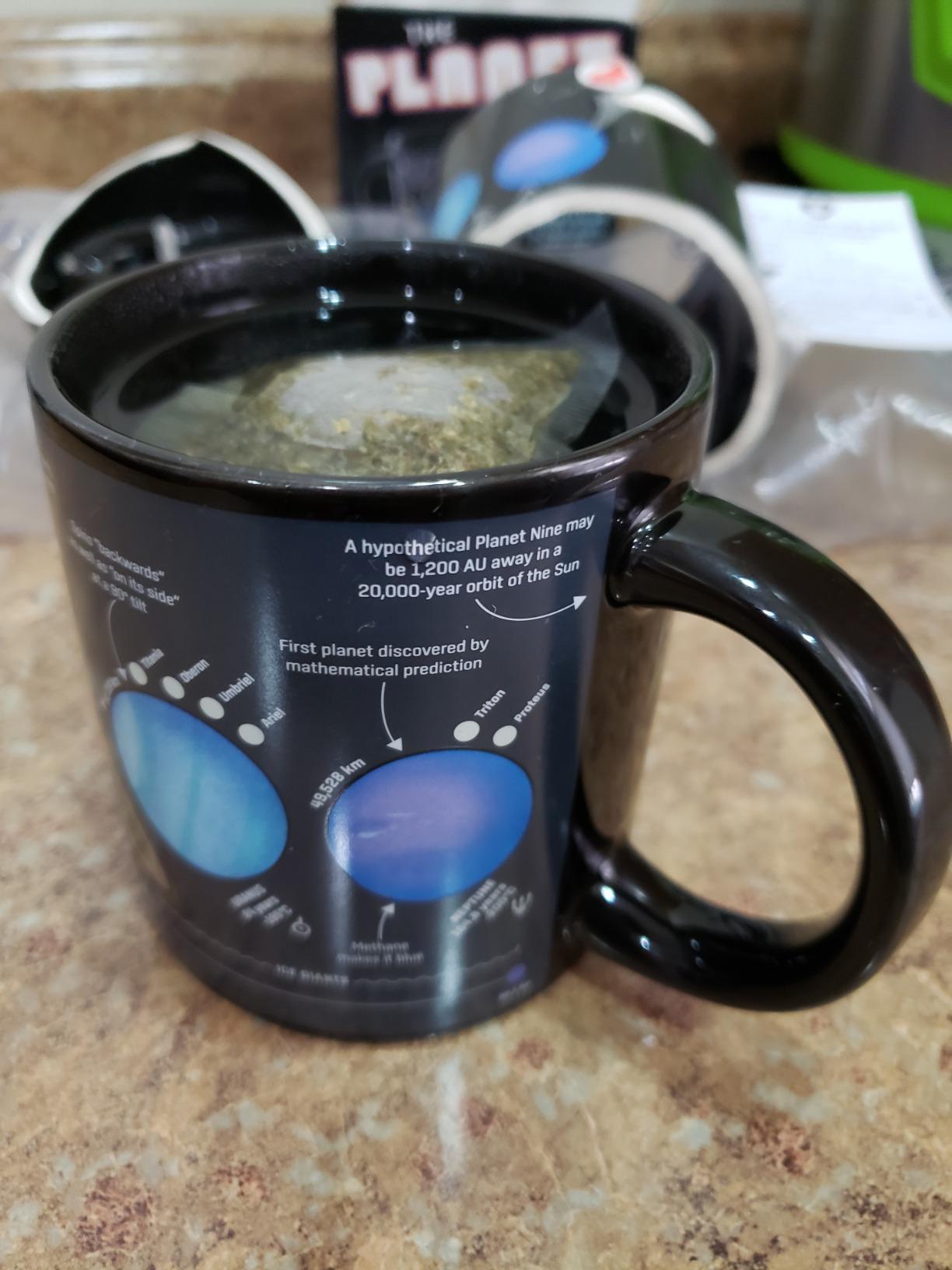 The Unemployed Philosophers Guild Heat Transforming Color Changing Planet Mug - Hot Coffee Reveals the Solar System, Comes in a Fun Box, 12oz customer photo 2