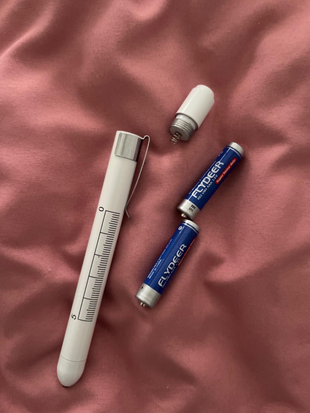 CAVN Pen Light with Pupil Gauge LED Penlight for Nurses Doctors, 2 Pcs Reusable Medical Penlight for Nursing Students customer photo 1