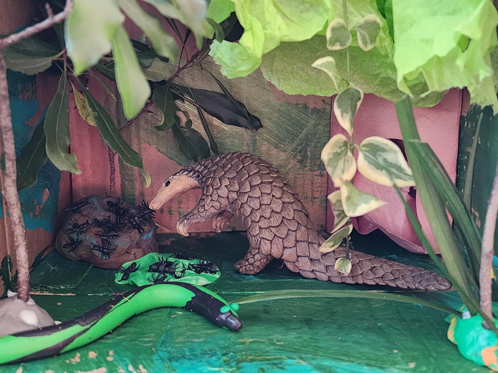 Safari Ltd. Pangolin Figurine - Realistic 7