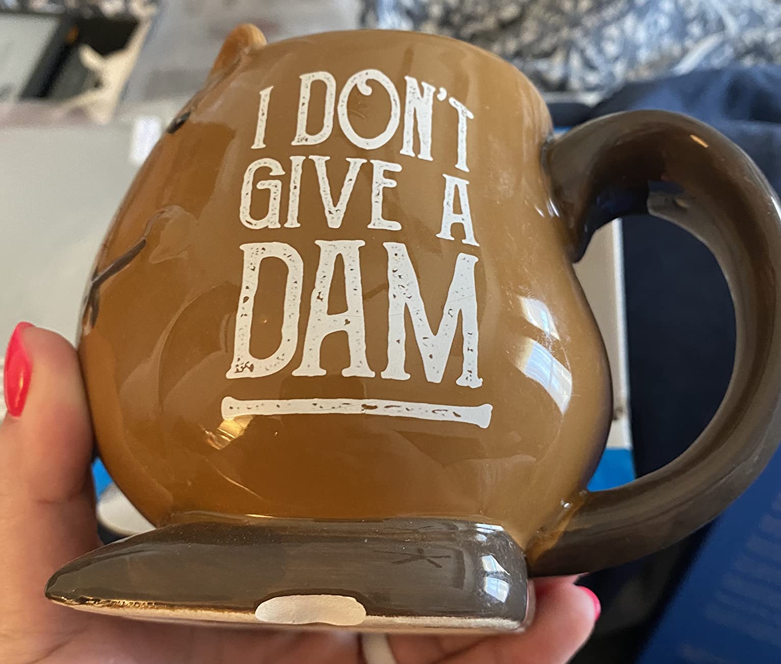 BigMouth Inc Sassy Beaver Coffee Mug - Funny 'I Don't Give a Dam' Ceramic Beaver Cup, 16 oz Novelty Coffee Mugs for Home or Office, Hilarious Animal Gift for Adults customer photo 2