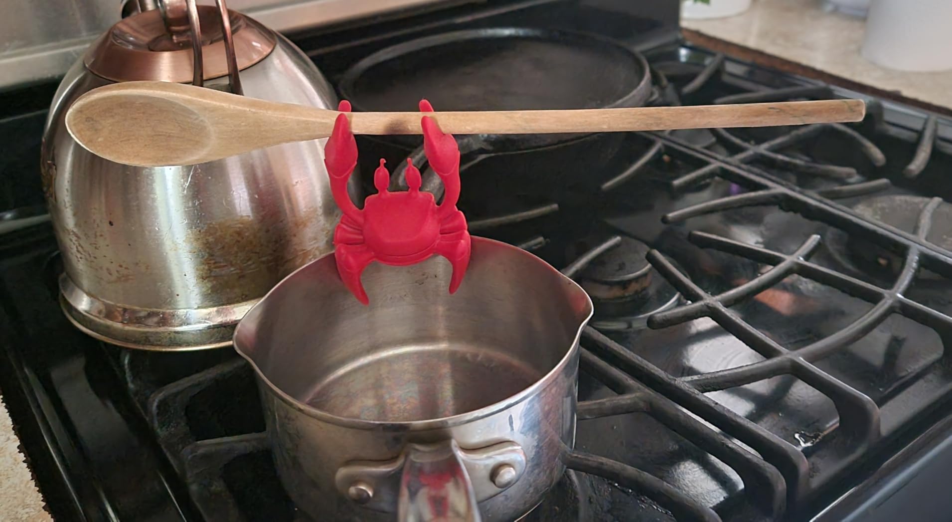 OTOTO 2 in 1 Silicone Spoon Rest & Steam Releaser - Large Spoon Holder for Stove Top - Unique and Useful Gift for Cooking - Heat Resistant Utensil Rest, Kitchen Gadgets, Red Gift (Red the Crab) customer photo 1