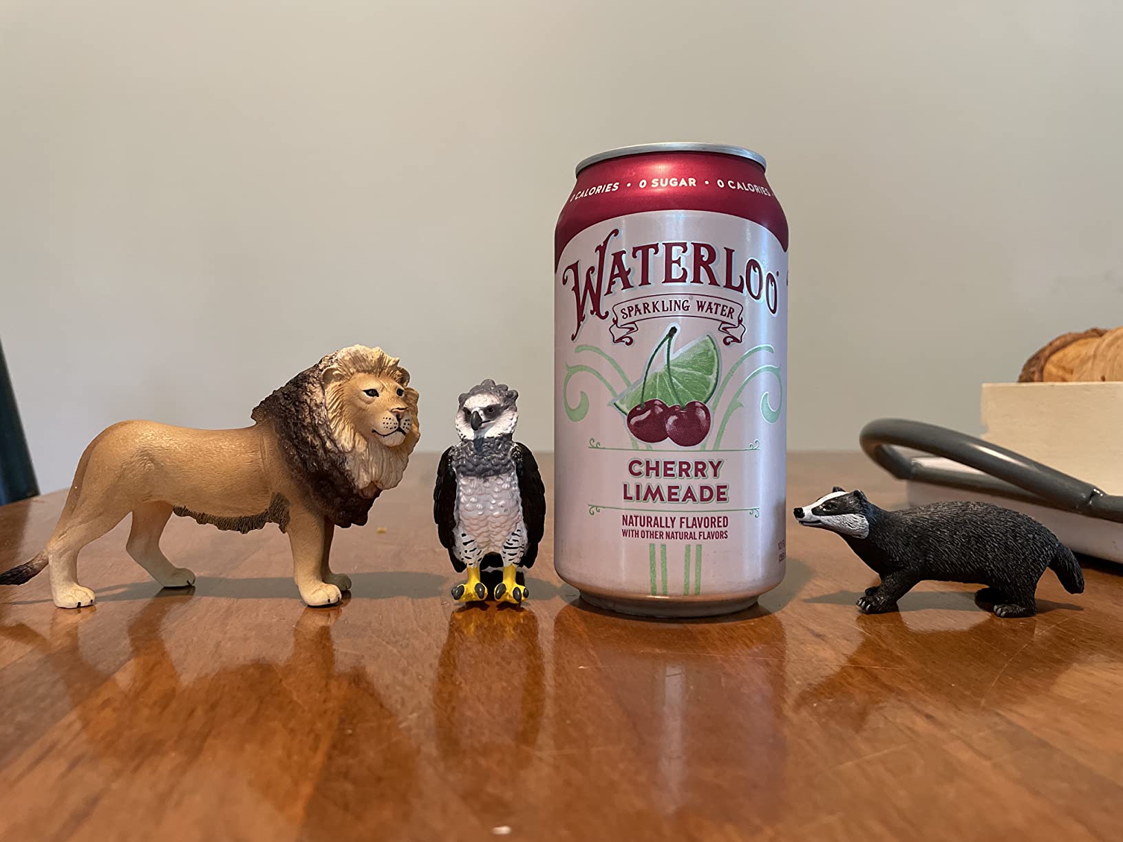 Schleich Wild Life - Badger Toy Figurine - Kids Ages 3+ | Realistic Animal Toy for Boys and Girls, Screen-Free Imaginative Pretend Play customer photo 1