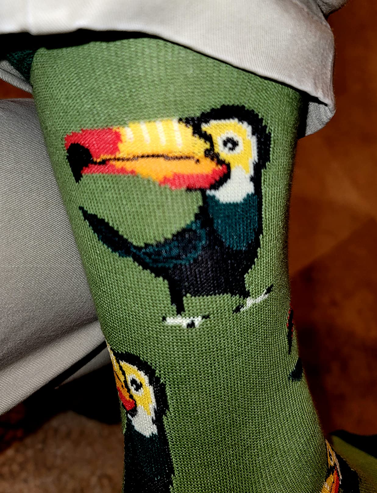 Socksmith Men's Tropical Toucan Crew Socks, Green customer photo 1