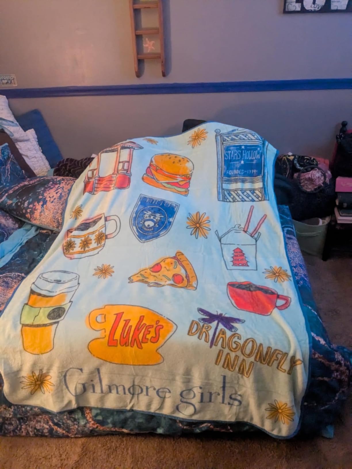 Jay Franco Plush Throw Blanket - 46
