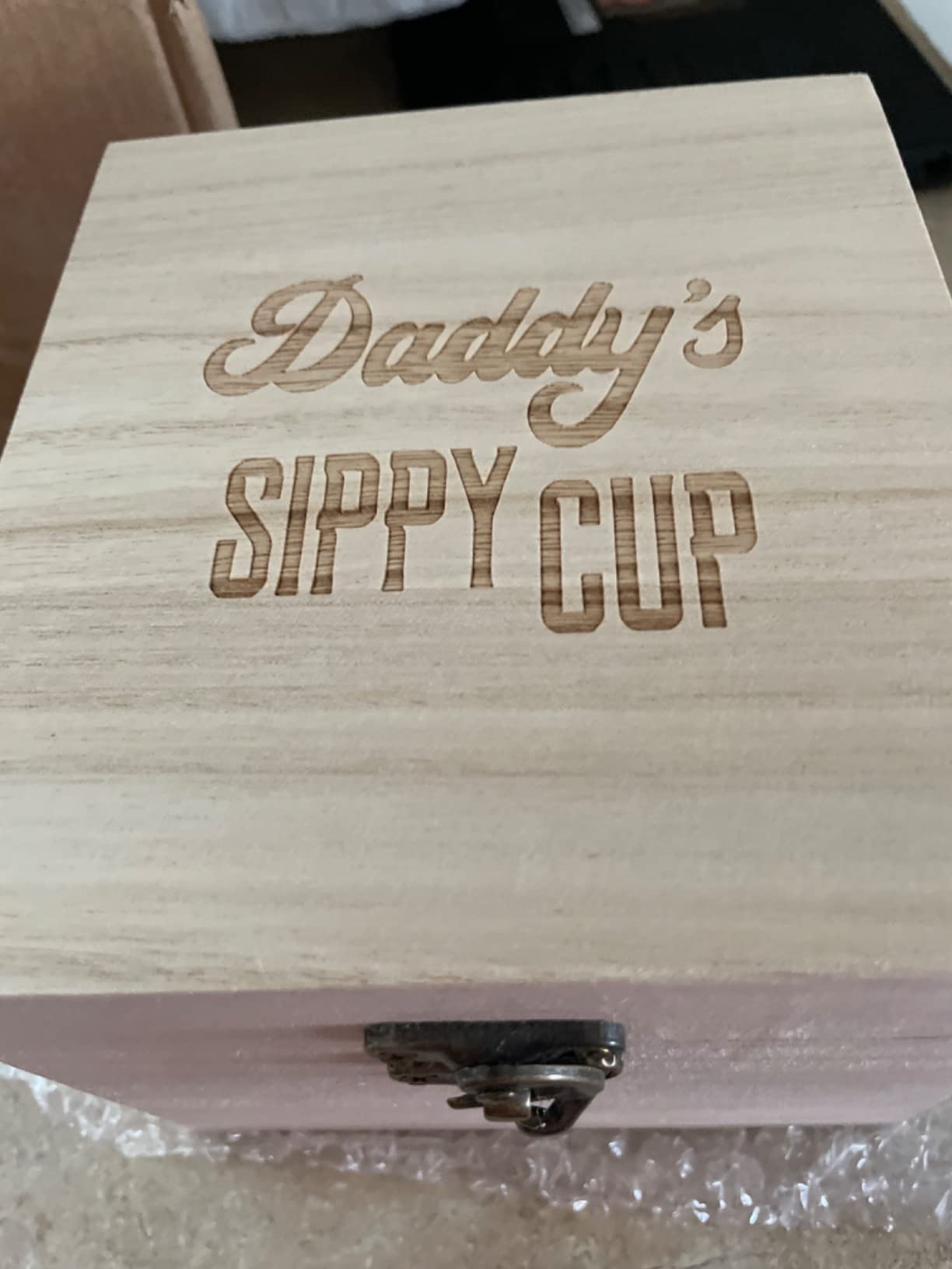 LIGHTEN LIFE Daddy's Sippy Cup Whiskey Glass 12 oz, Unique Dad Gift in Valued Wooden Box, Funny Gag Gift for New Dad, Father, Husband from Kids Wife for Father's Day, Birthday, Christmas customer photo 1