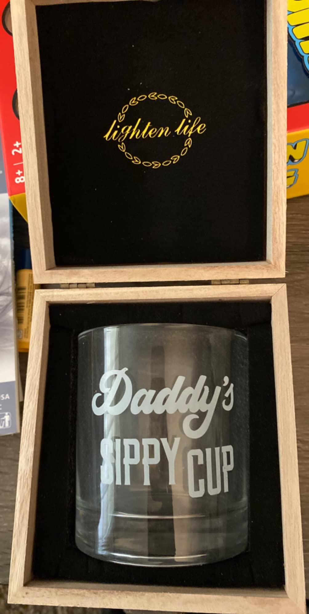 LIGHTEN LIFE Daddy's Sippy Cup Whiskey Glass 12 oz, Unique Dad Gift in Valued Wooden Box, Funny Gag Gift for New Dad, Father, Husband from Kids Wife for Father's Day, Birthday, Christmas customer photo 2