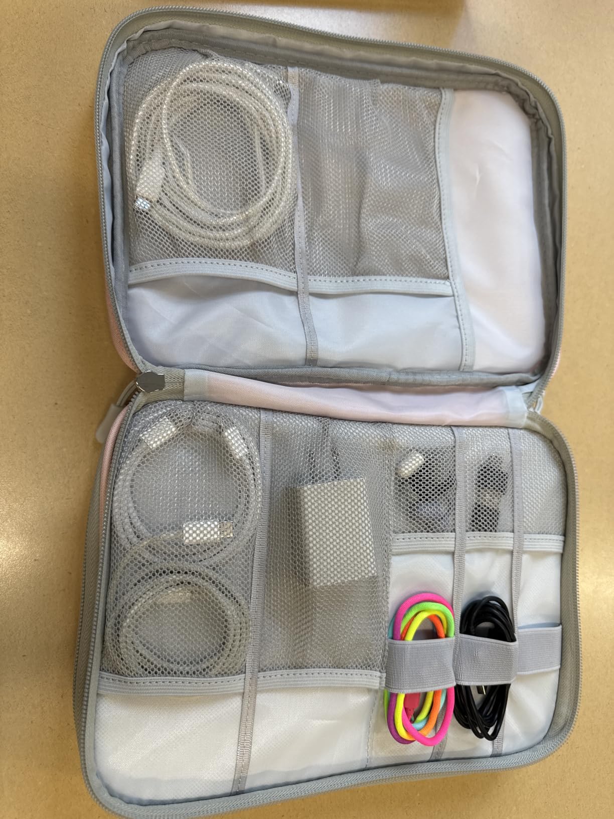 FYY Electronic Organizer, Travel Tech Pouch Bag, Cable Organizer, Waterproof, Gifts for Men, Storage Bag for Camera Accessories customer photo 1