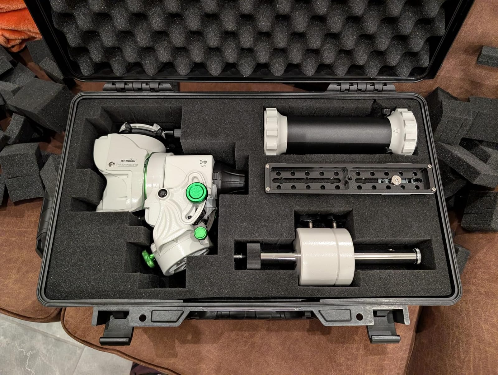 Sky Watcher Sky-Watcher Star Adventurer GTI Mount Kit with Counterweight, CW bar, Tripod, and Pier Extension - Full GoTo EQ Tracking Mount for Portable and Lightweight Astrophotography customer photo 1