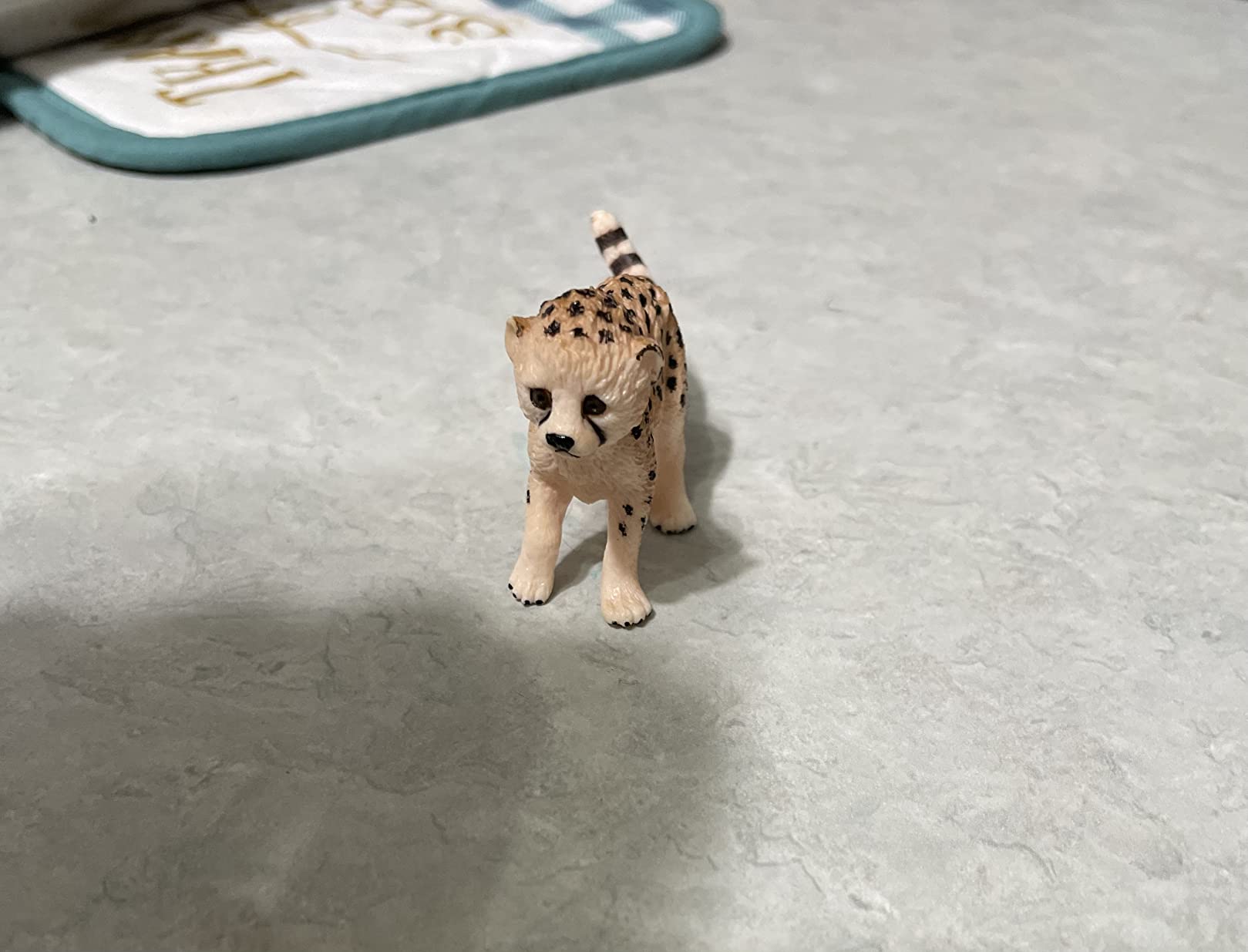 Schleich Wild Life - Wild Animal Safari Toys for Boys and Girls, Cheetah Cub Toy Figurine, Ages 3+ customer photo 1