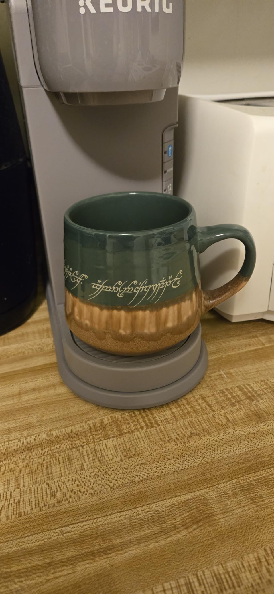 Silver Buffalo Lord of the Rings Elven, Reactive Glaze Pottery Mug, 14oz | High Gloss Finish, Tapered Shape, Elvish, Coffee Cup, Green, 0.4 Liters customer photo 1