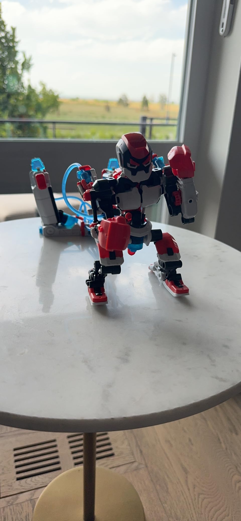 Thames & Kosmos Hydraulic Boxing Bots STEM Experiment Kit | Build Two Hydraulic-Powered Boxing Robots! | Explore Water-Powered Systems | Challenge a Friend to a Robot Duel! customer photo 1
