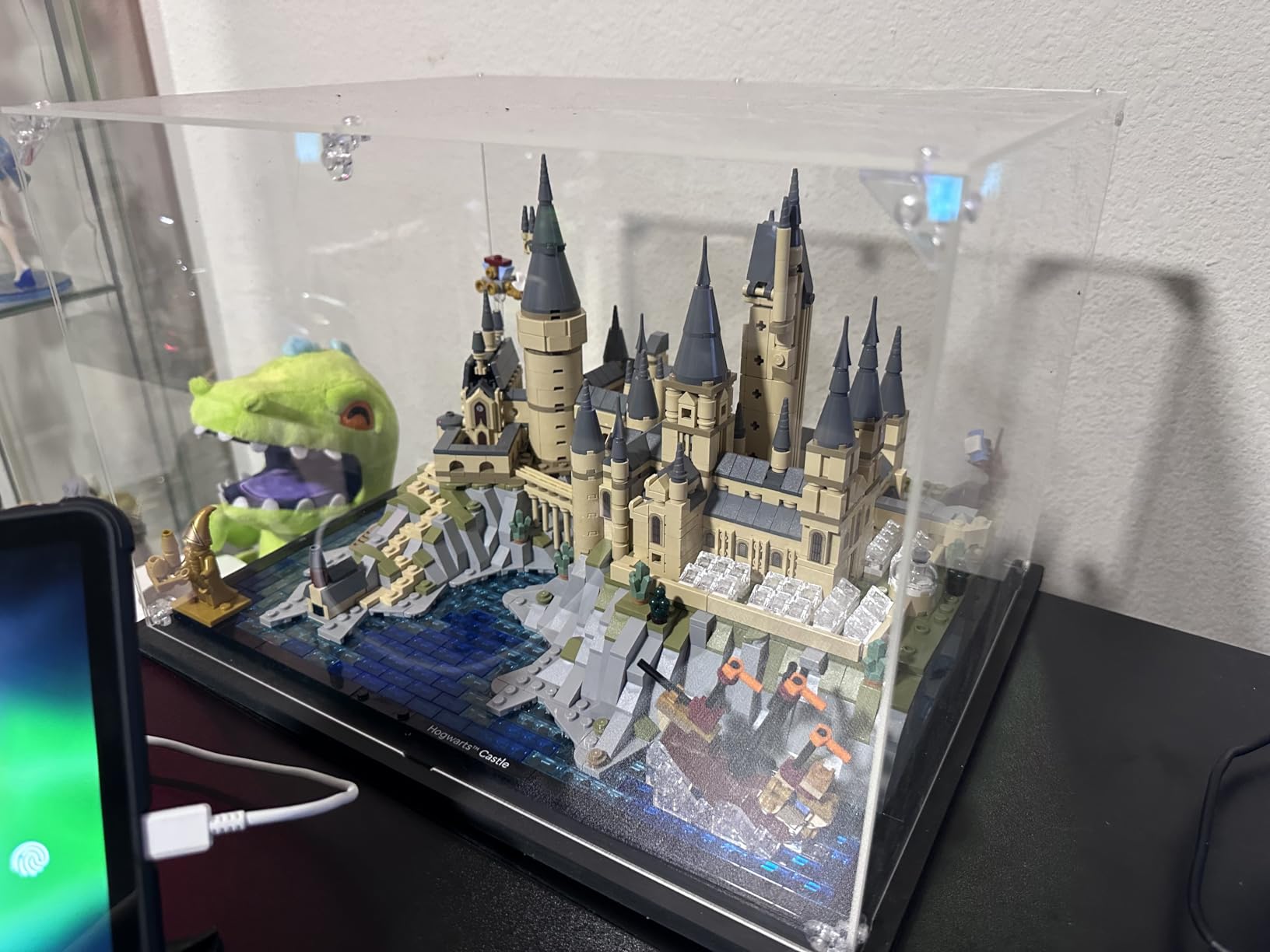 LEGO Harry Potter Hogwarts Castle and Grounds 76419 Building Set, Gift Idea for Adults, Buildable Display Model, Collectible Harry Potter Playset, Recreate Iconic Scenes from The Wizarding World customer photo 2