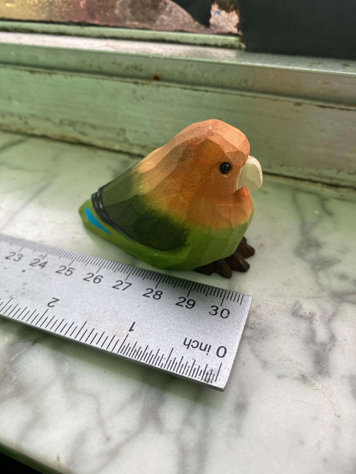 Selsela Hand-Carved Lovebird Wood Figurine Parrot Statue - Sculpture Ornament Decor Miniature Art Carved Small Animal, Rustic Wildlife Decor Nature-Inspired Gifts & Collectibles customer photo 1