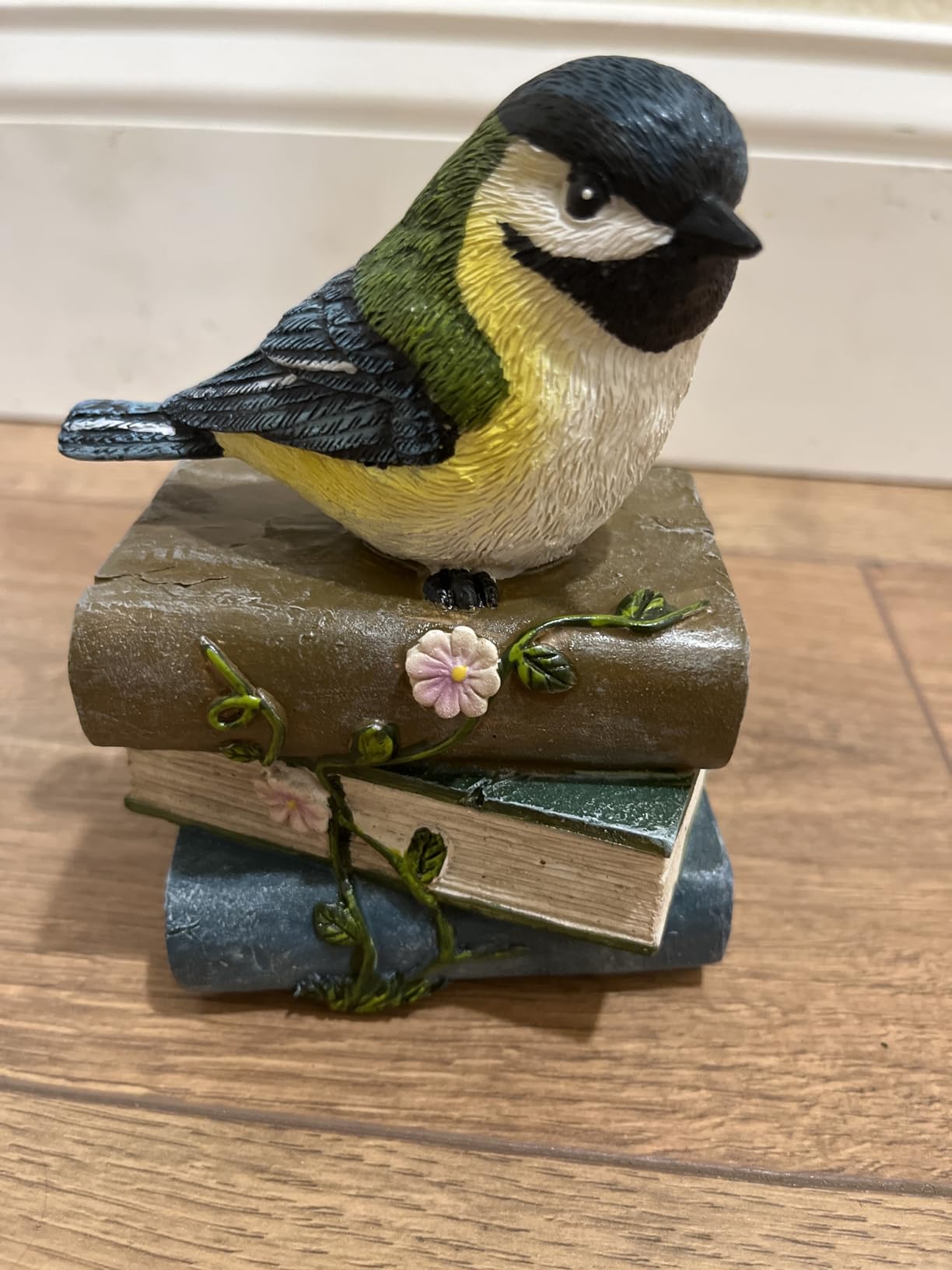 Smadeer Bird Statue for Garden Decorations, Animal Bird Figurine for Indoor Outdoor Yard Patio customer photo 2