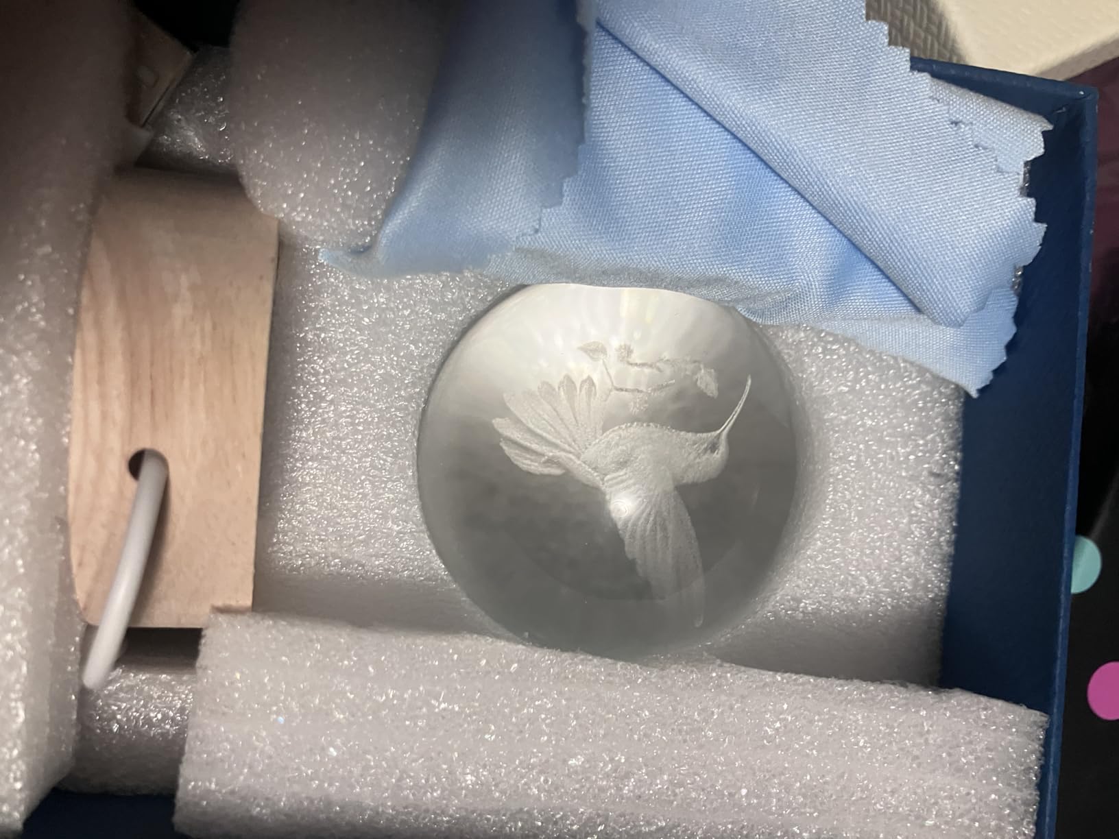 3D Hummingbird Crystal Ball 60mm - Hummingbird Figurine Glass Animal Decor for Room, Birthday, Lovers Keepsake Paperweight customer photo 2