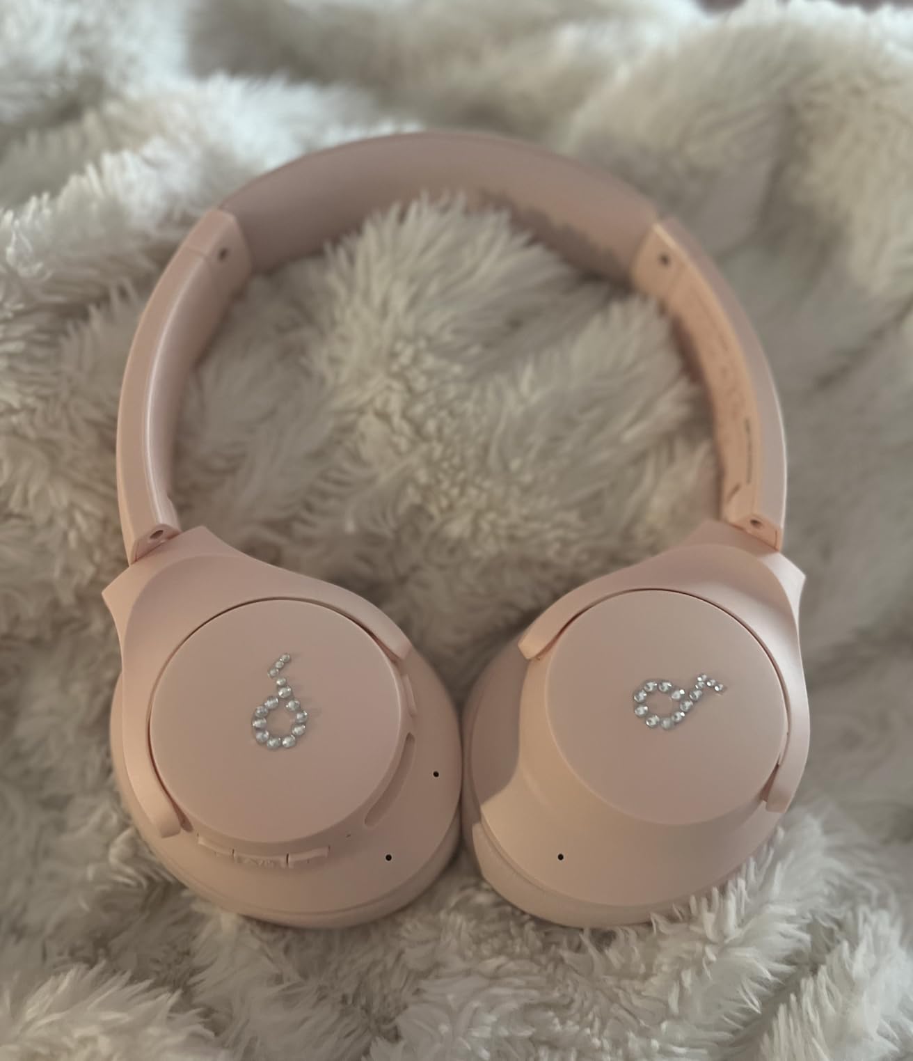 Soundcore by Anker Q20i Hybrid Active Noise Cancelling Headphones, Over-Ear Bluetooth, 40H ANC Playtime, Hi-Res Audio, Transparency Mode customer photo 1