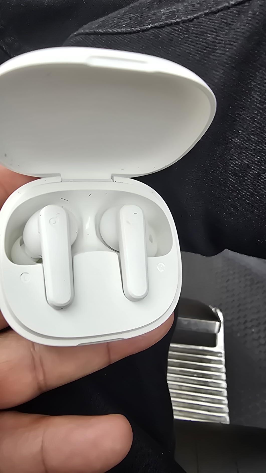 Soundcore by Anker P20i True Wireless Earbuds, with Big Bass, 30H Playtime | Bluetooth 5.3, Water-Resistant, 2 Mics for AI Clear Calls, 22 Preset EQs, Customization via App customer photo 1