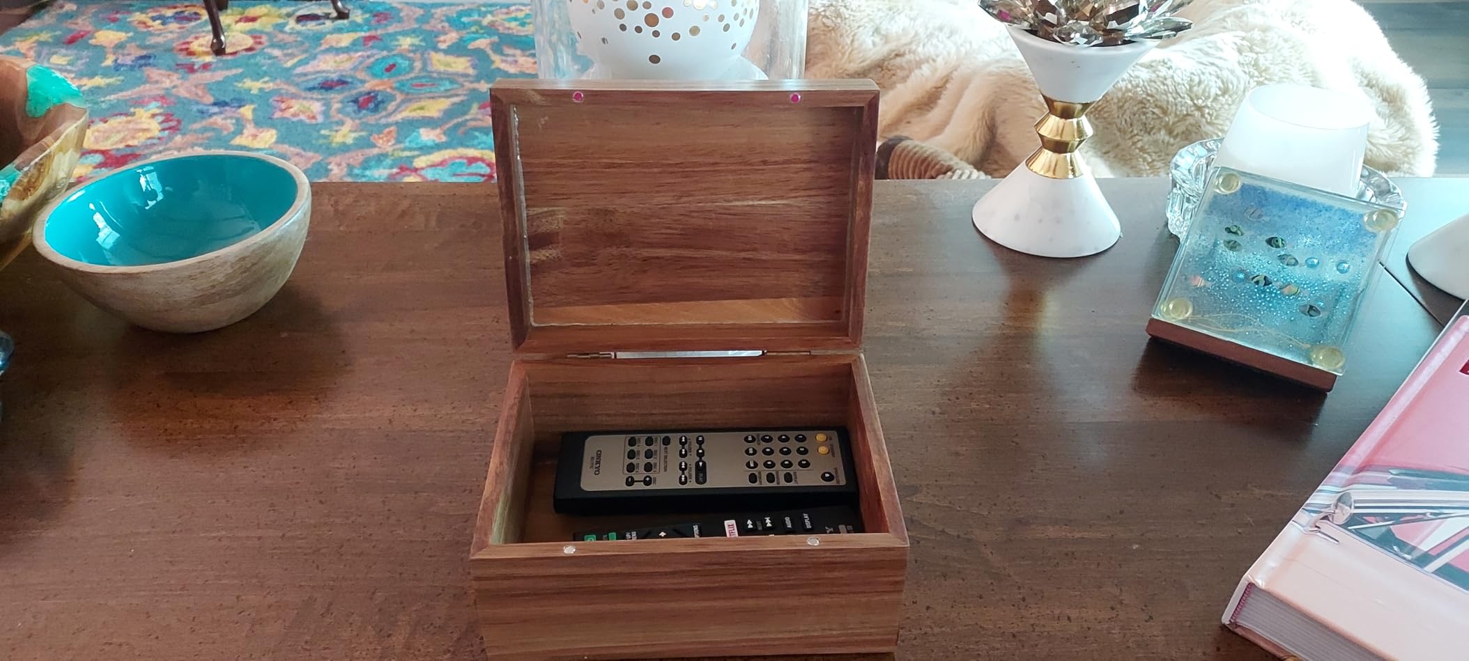 DRASTAR Wooden Keepsake Box, Large Acacia Storage Memory Box with a Hinged Lid for Crafts and Photo Storage customer photo 2