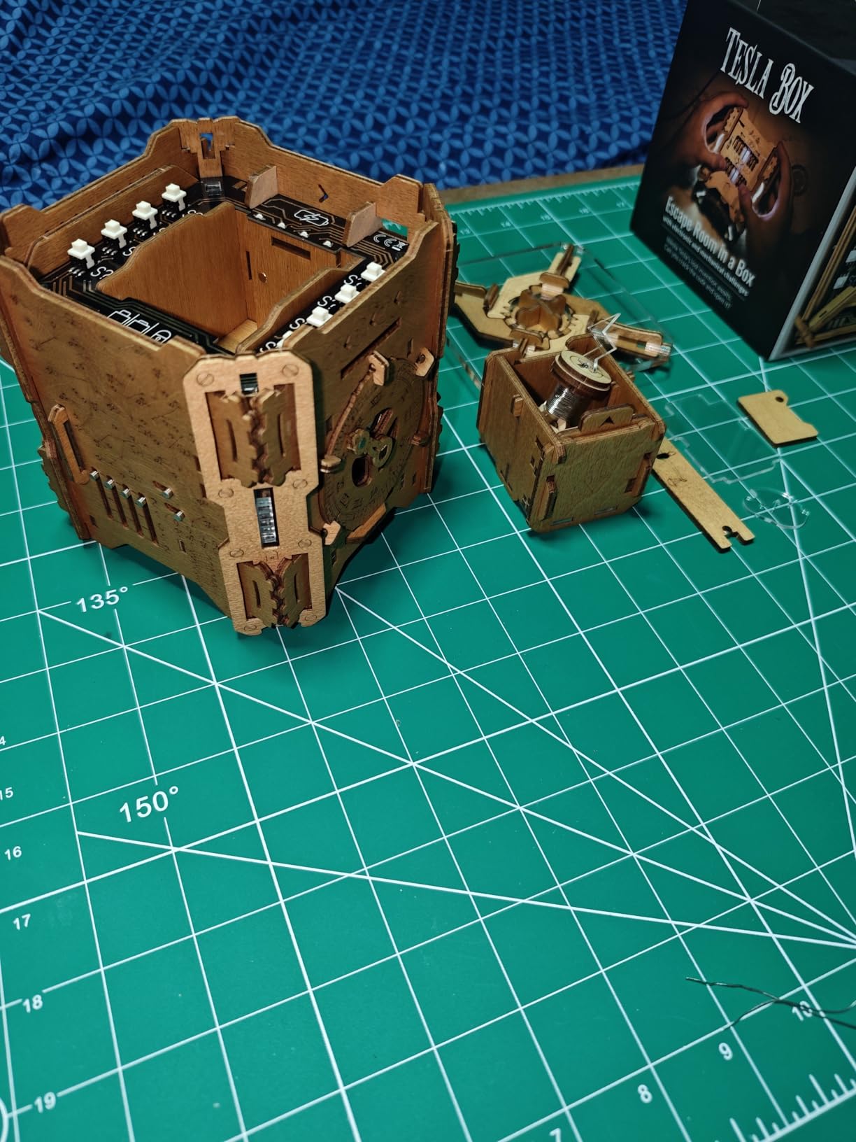 Puzzle Potato Tesla Box - Electronic Puzzle Box - Escape Room Game in a Box - Brain Teaser - 3D Wooden Puzzle for Adults - Money Puzzle Box for Cash Gift - Birthday GiftBox MoneyBox customer photo 1