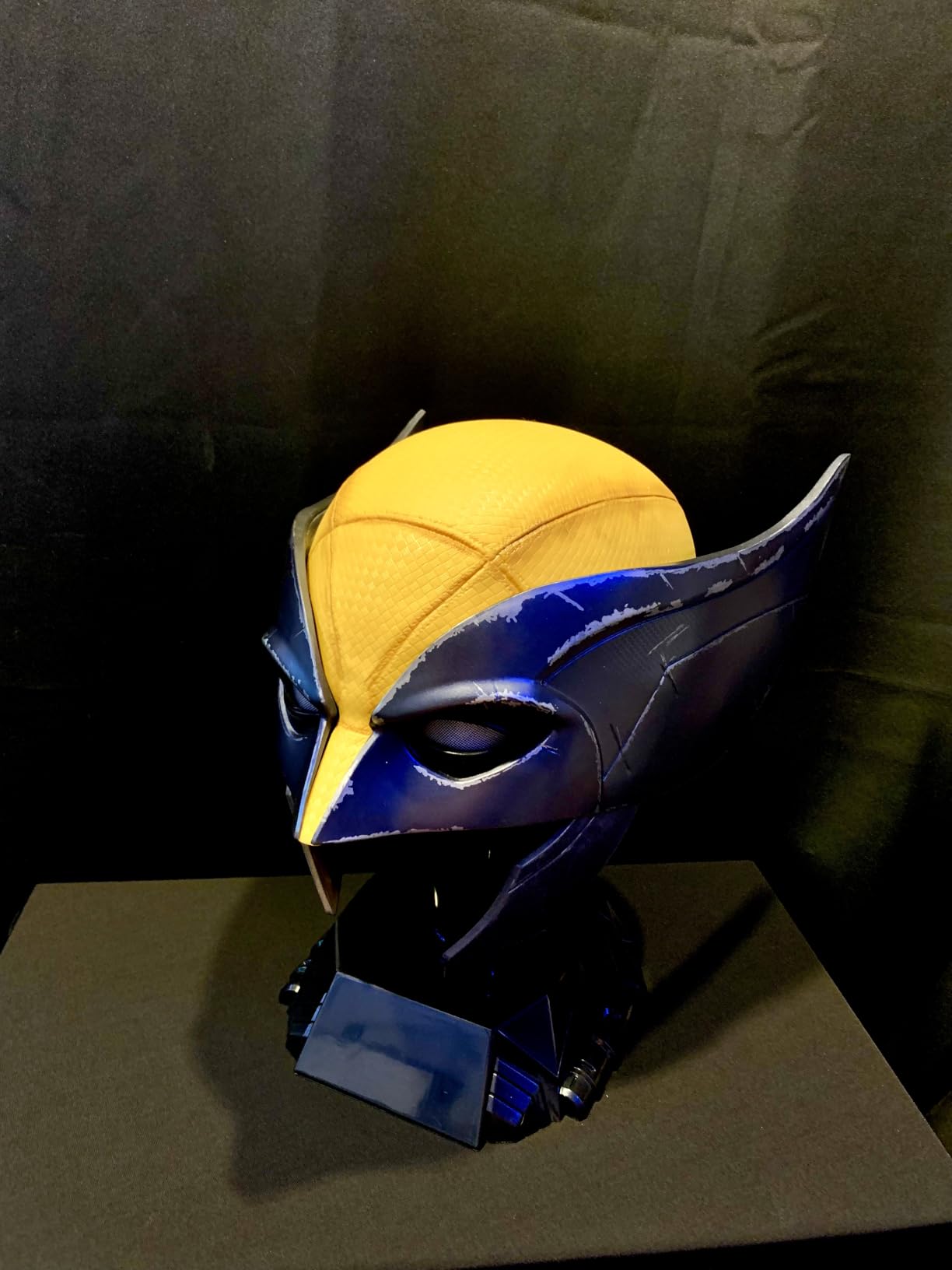 Marvel Legends Series Wolverine Premium Roleplay Mask, Movie Gear Collectibles for Adults customer photo 1