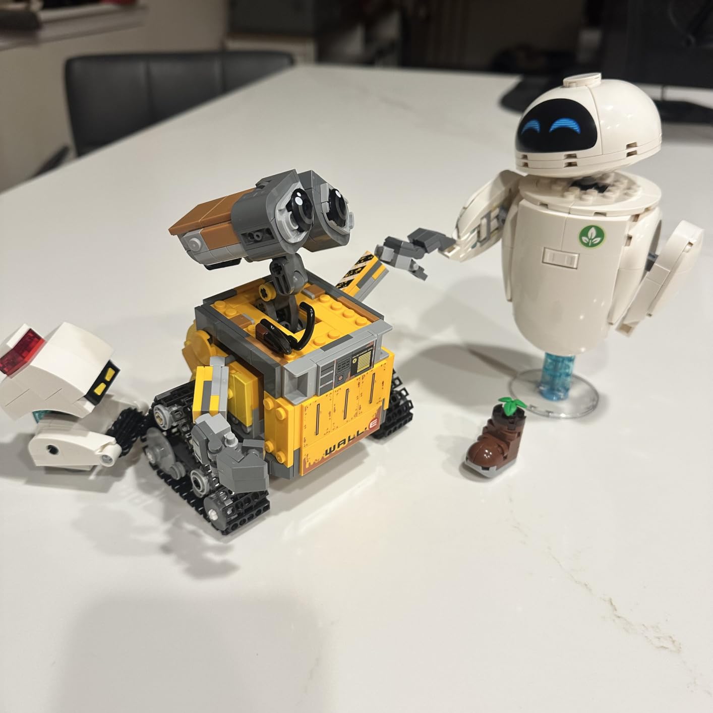 LEGO Disney & Pixar Wall-E & EVE Building Set for Adults, Ages 18+ - Home Office, Book Shelf, or Room Decor for Disney Fans - Gift Ideas for Men & Women - 43279 customer photo 1