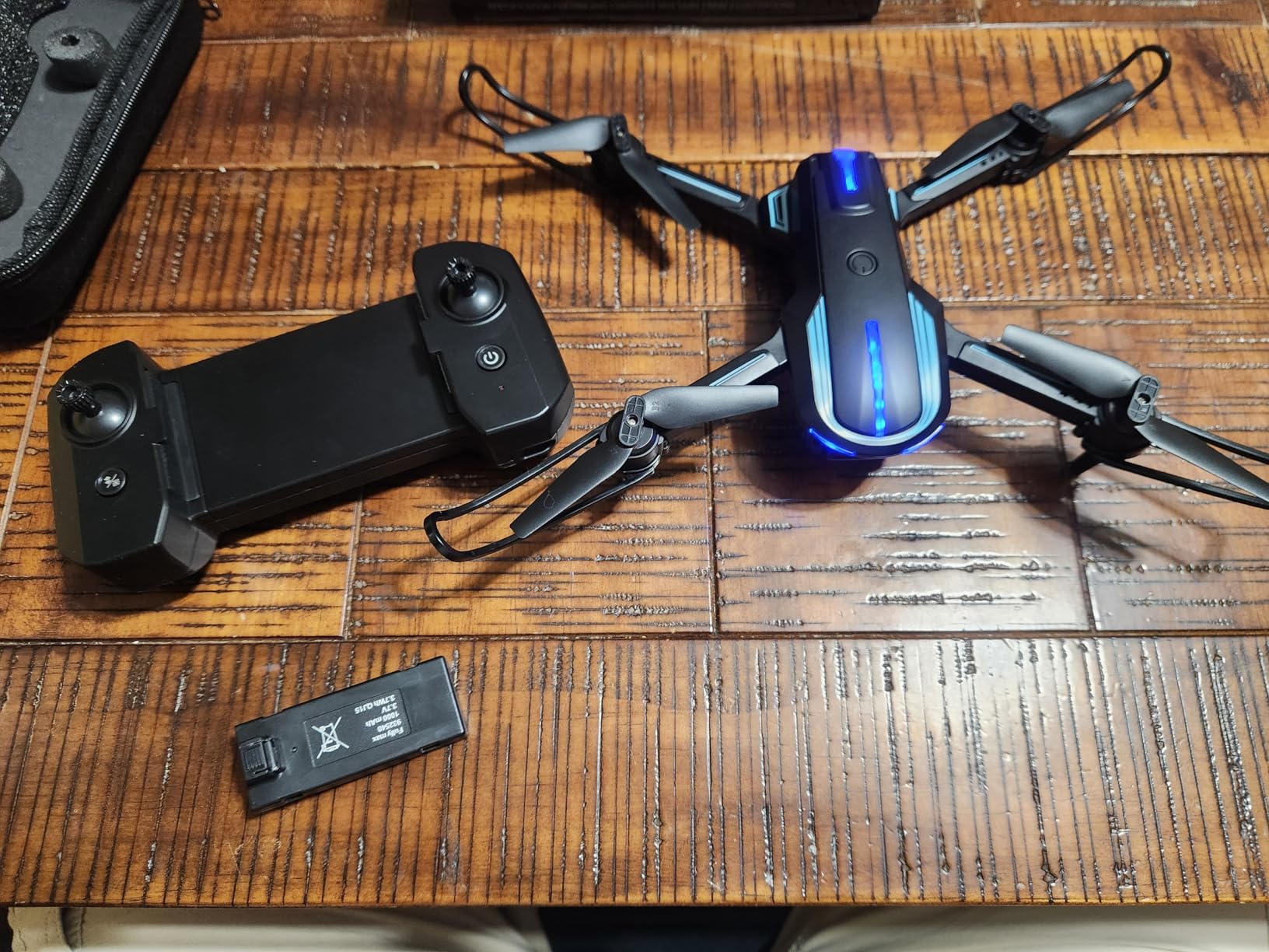Drone with Camera for Adults Beginners Kids, 1080P Foldable Mini Drone, RC Quadcopter with 2 Batteries, One Key Start, Altitude Hold, 3D Flips customer photo 2