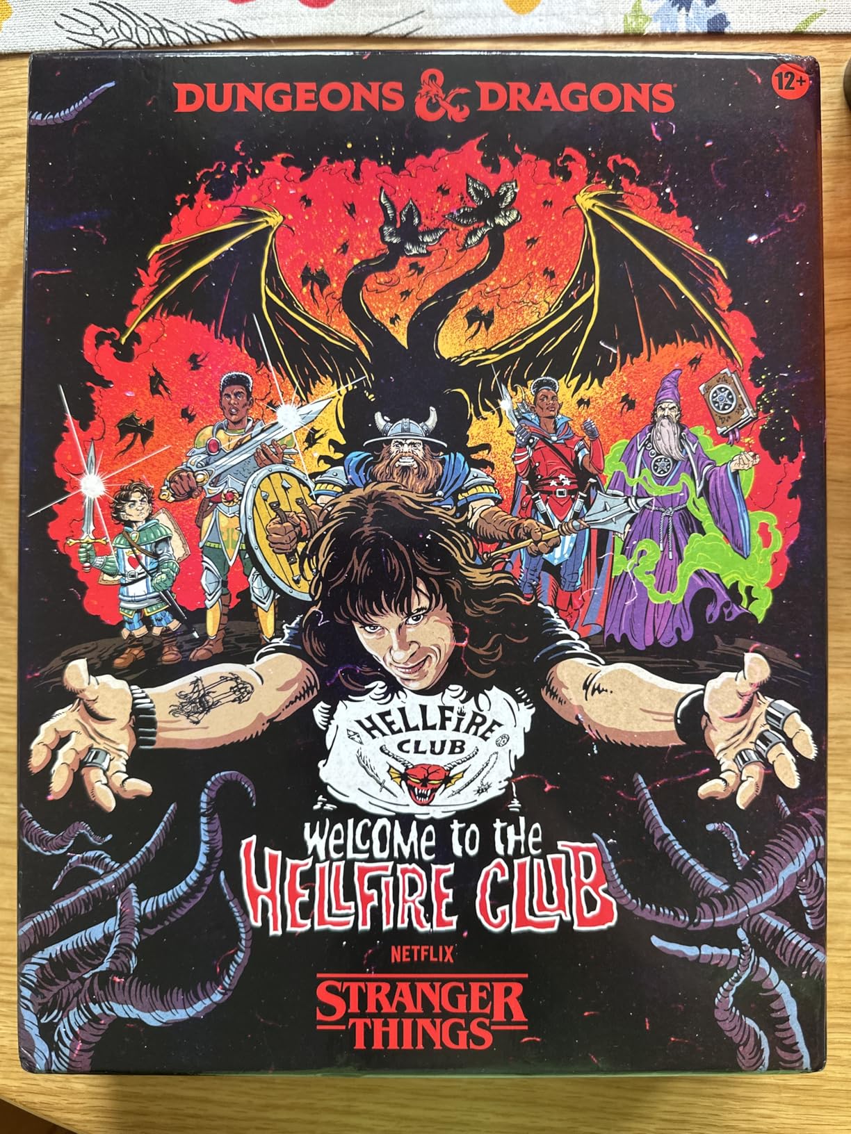 Dungeons & Dragons Stranger Things: Welcome to the Hellfire Club Adventure Game customer photo 2