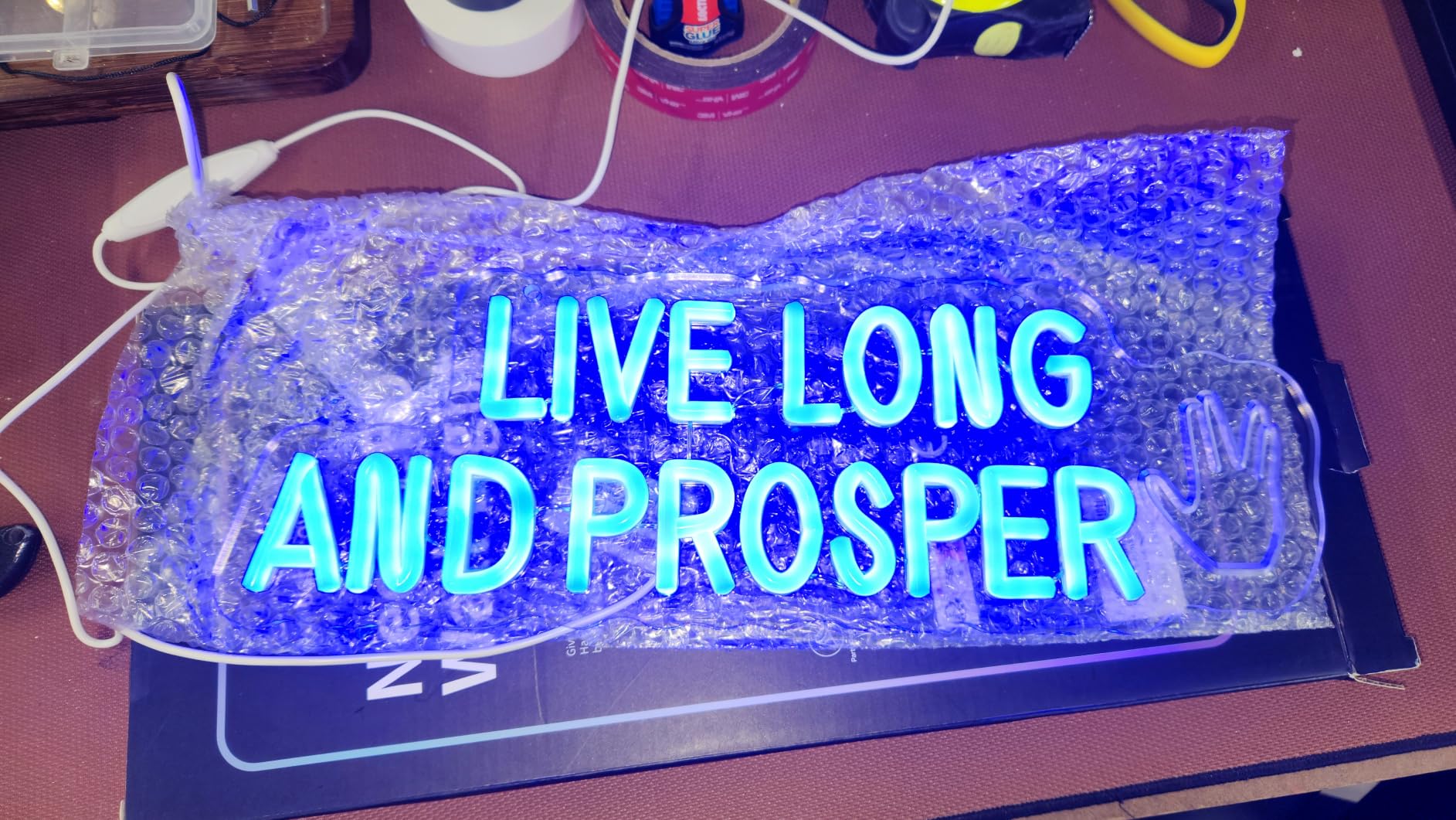 Live Long And Prosper Neon Sign, Movie Lover Gift, | Home Wall Decor Room Decoration Gift, 15.7